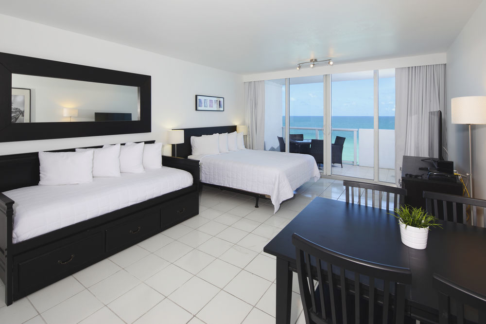 فندق ميامي بيتشفي  Castle Beach By New Point Miami المظهر الخارجي الصورة